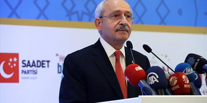 Kılıçdaroğlu, Erbakan'ı Anma Programına Katıldı