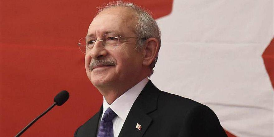 Kılıçdaroğlu, Yaşar Kemal'i Andı