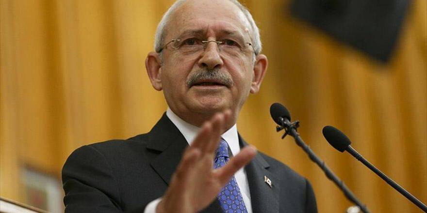 ''Suriyeliler'e Vatandaşlık Verilsin Mi?' Diye Referanduma Gidelim'