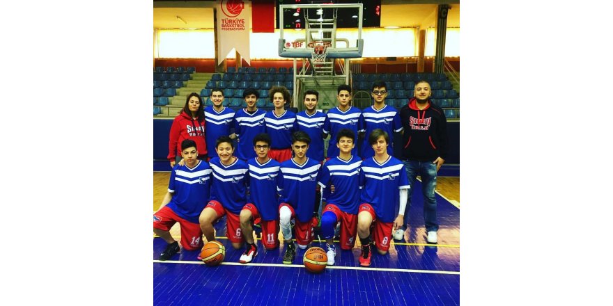 Sınav Koleji Basketbol Takımı’nın gururu