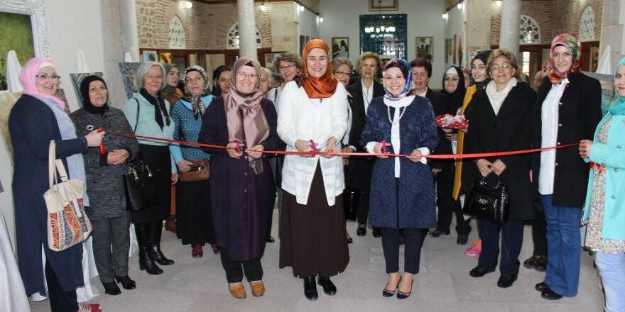 KOMEK'te resim sergisi