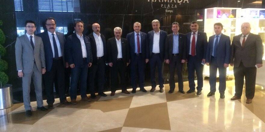 Mali müşavirler Ramada Plaza da