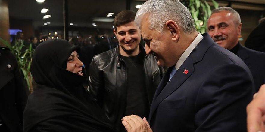 Başbakan Yıldırım, Şerife Boz İle Sohbet Etti