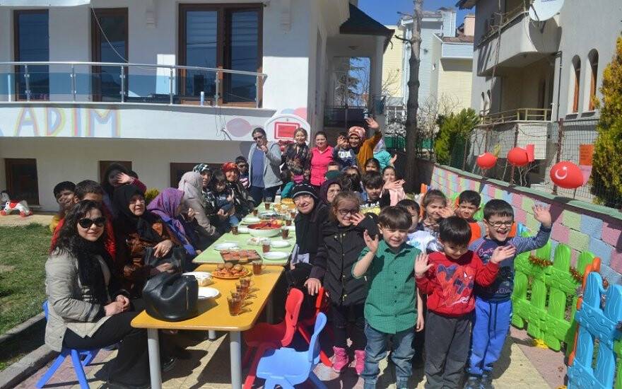 İlkadım Anaokulu’nda minik-yaşlı buluşması