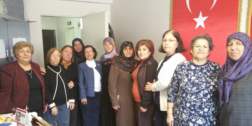 Saadet'li kadınlardan CHP’ye Hayır desteği