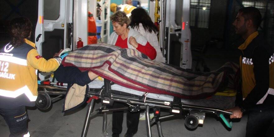 Konya'da Otobüs Şarampole Devrildi: 14 Yaralı