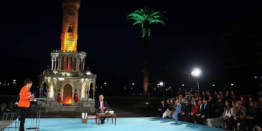 Yıldırım gençlerin sorularını yanıtladı