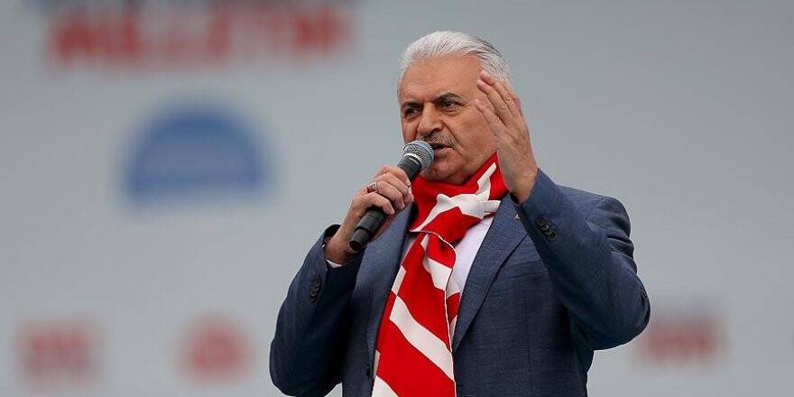 "Türkiye'nin yolunu kesmek istiyorlar"