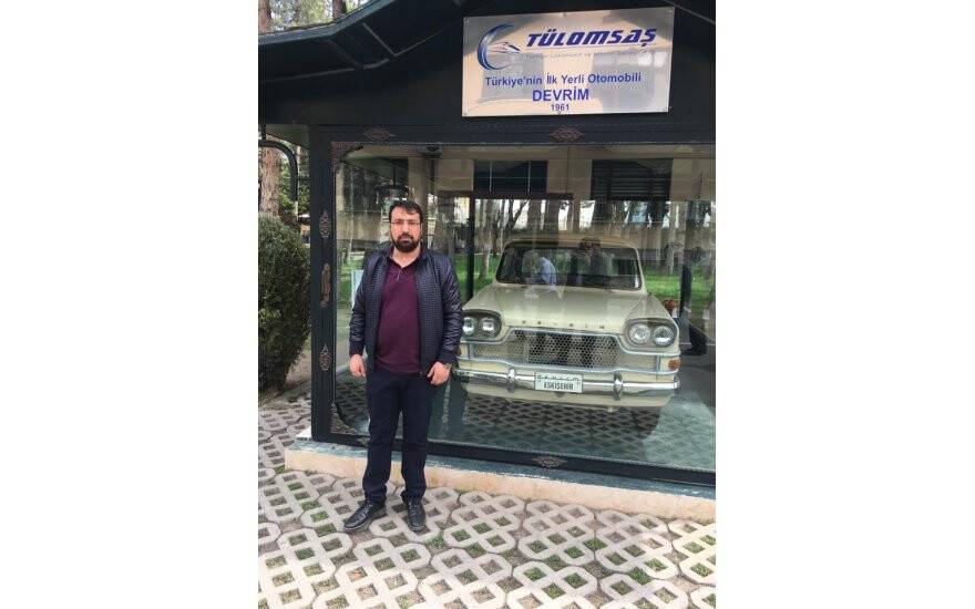 Muaz Gülyiğit “devrim” arabasıyla