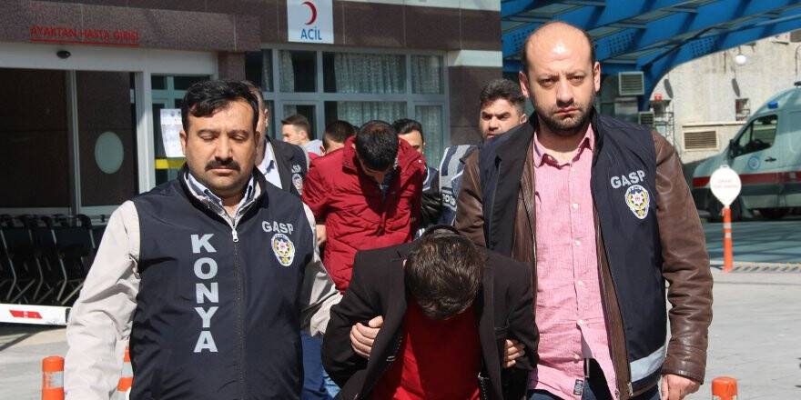 Gaspçıları paylaştıkları fotoğraf ele verdi