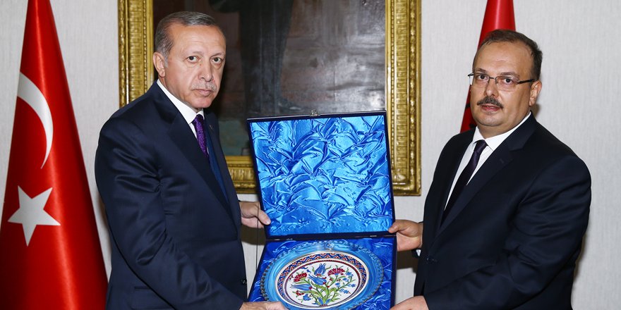 Erdoğan, Konya Valiliğini ziyaret etti