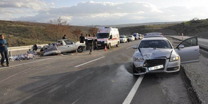 Seydişehir'de trafik kazası: 8 yaralı