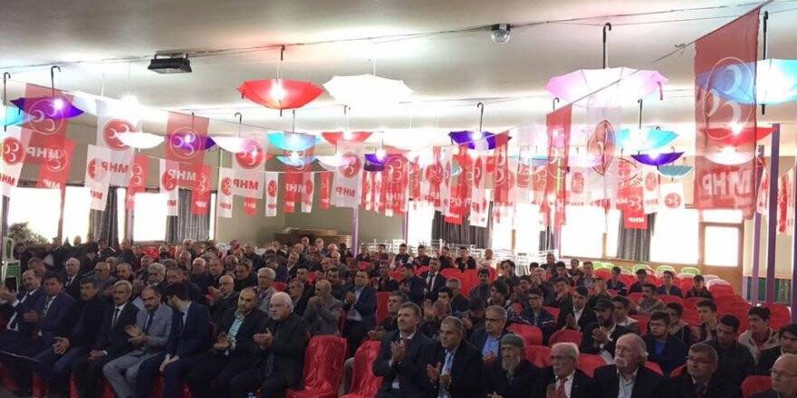 MHP Beyşehir'de Adem Sezen başkanlığa seçildi