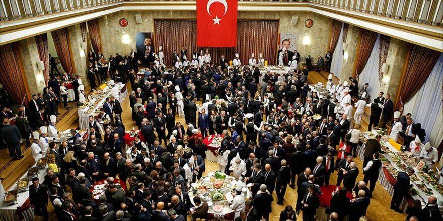 Tbmm'de 23 Nisan Resepsiyonu Düzenlendi