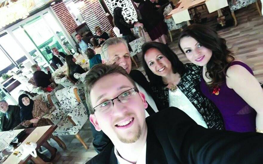 GENÇ DOKTORLAR EVLİLİK  YOLUNDA İLK ADIMI ATTILAR