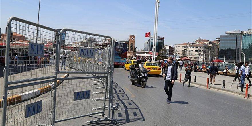 İstanbul'da Bazı Caddeler Trafiğe Kapatıldı