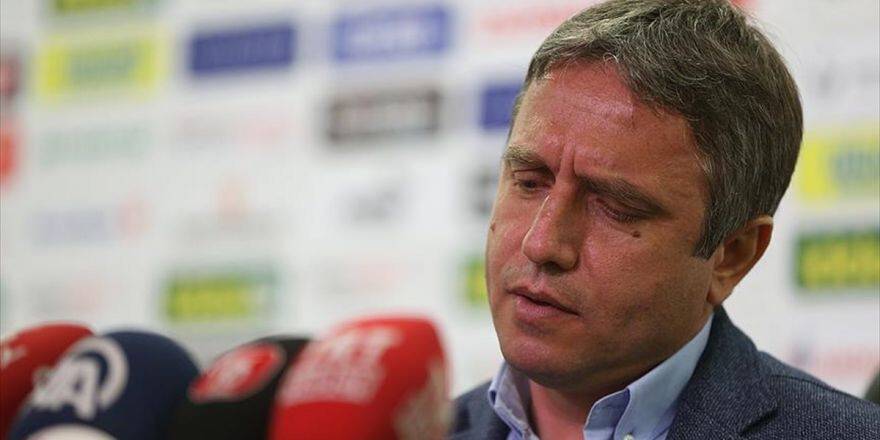 Bursaspor Teknik Direktörü Topçu İstifa Etti