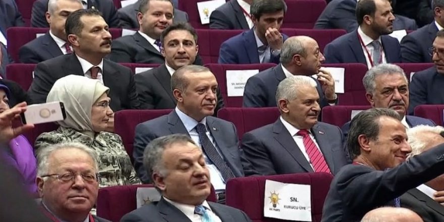Cumhurbaşkanı Erdoğan resmen AK Parti'de!