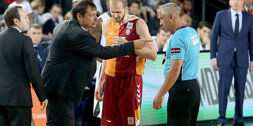 Galatasaray'dan Ergin Ataman'a Destek Açıklaması