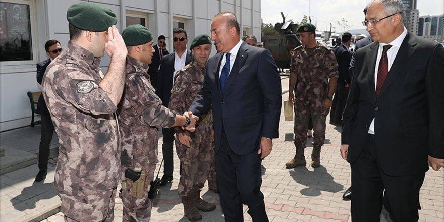 Çavuşoğlu'ndan Özel Harekat Şube Müdürlüğü'ne Ziyaret