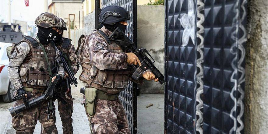 Adana'da Terör Örgütü Deaş Operasyonunda 12 Gözaltı