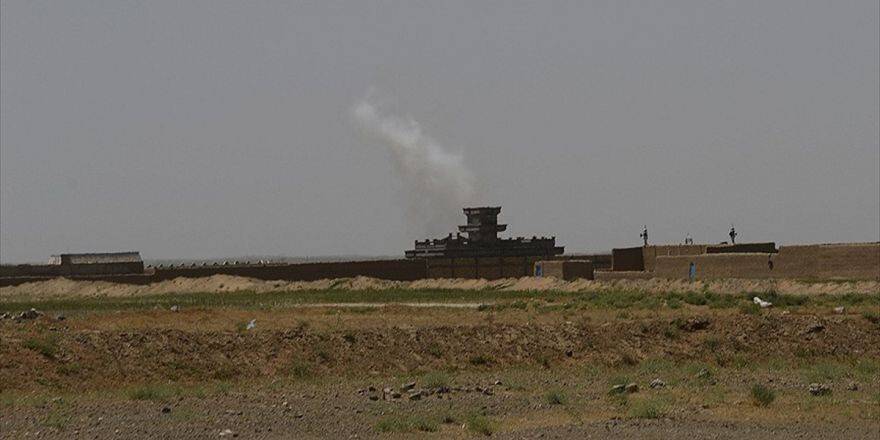 Pakistan Afgan Güvenlik Noktalarını Vurdu: 50 Ölü