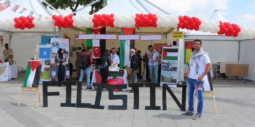 Uluslararası öğrenciler ülkelerini Konya’da tanıtıyor