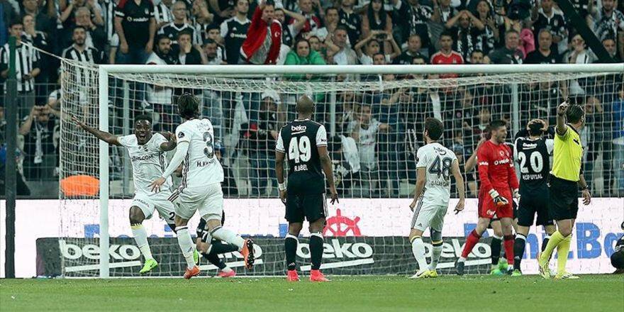 Beşiktaş İki Haftada Avantajını Yitirdi