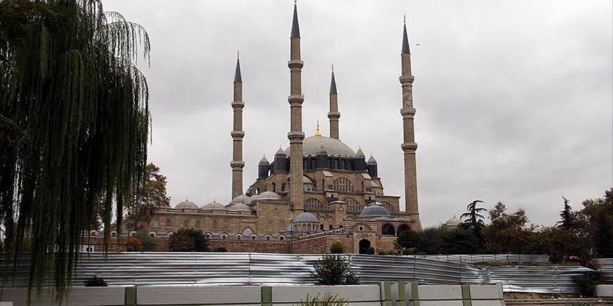 Selimiye Camisi İbadet Ve Ziyarete Kapatılmadan Onarılacak