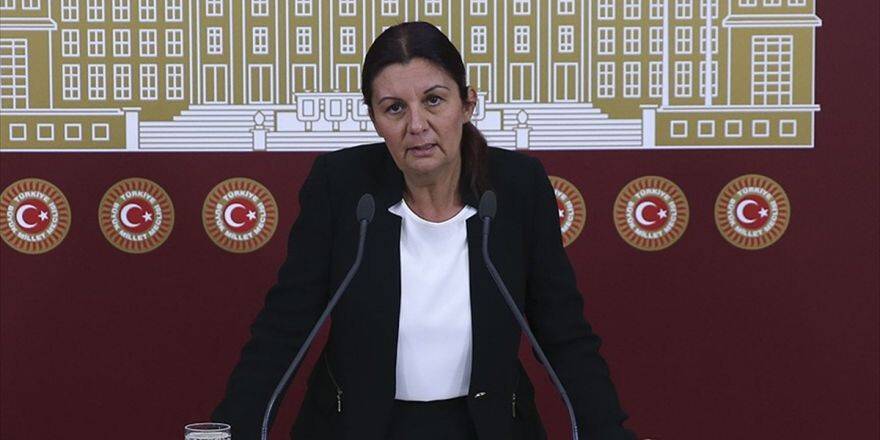 Chp Genel Başkan Yardımcısı Karabıyık: Yurtları Siyasetin Arka Bahçesi Haline Getirmeyelim