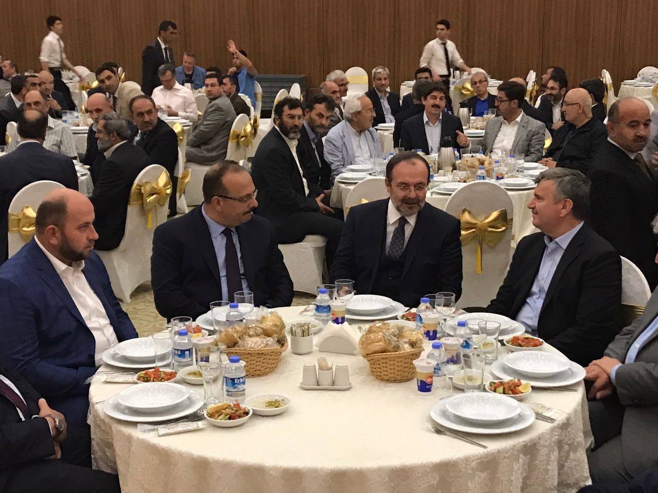 Görmez Konya'da iş adamlarıyla buluştu 