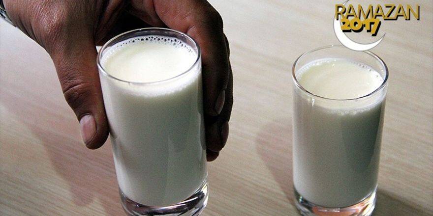 'Şeker Hastaları İftar Ve Sahur Arasında Bol Süt Tüketilmeli'