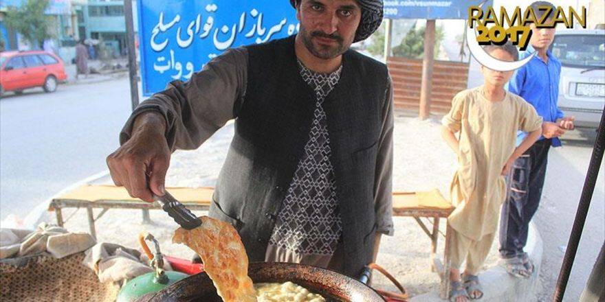 Afganistan'da İftar Sofralarının Vazgeçilmezi 'Bulani'
