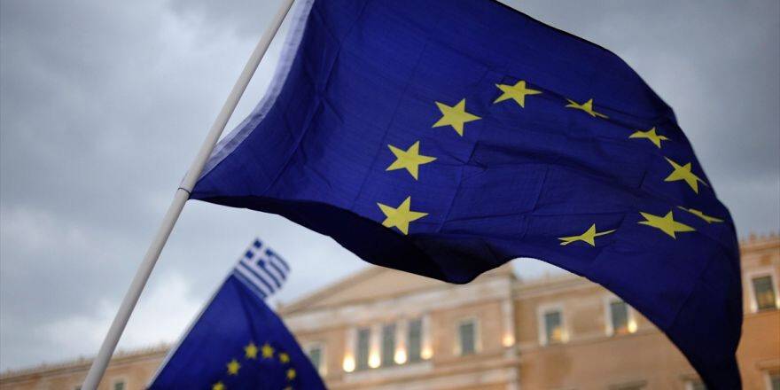 AB, 13,8 milyar euroluk Rus varlığını dondurdu