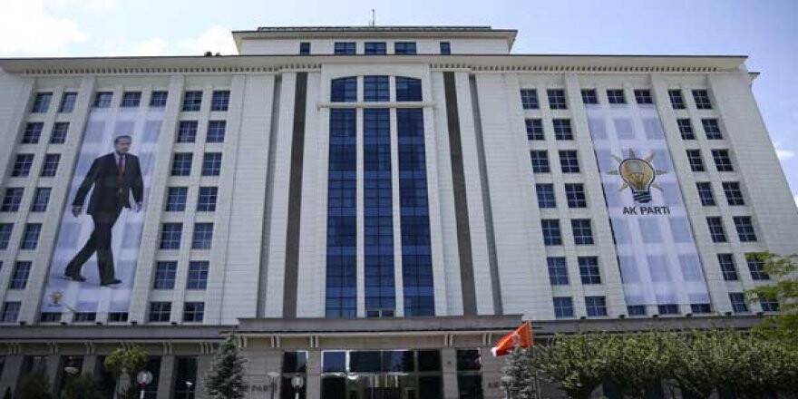 AK Parti MYK üyeleri "Genelkurmay çatı davası"nı izleyecek