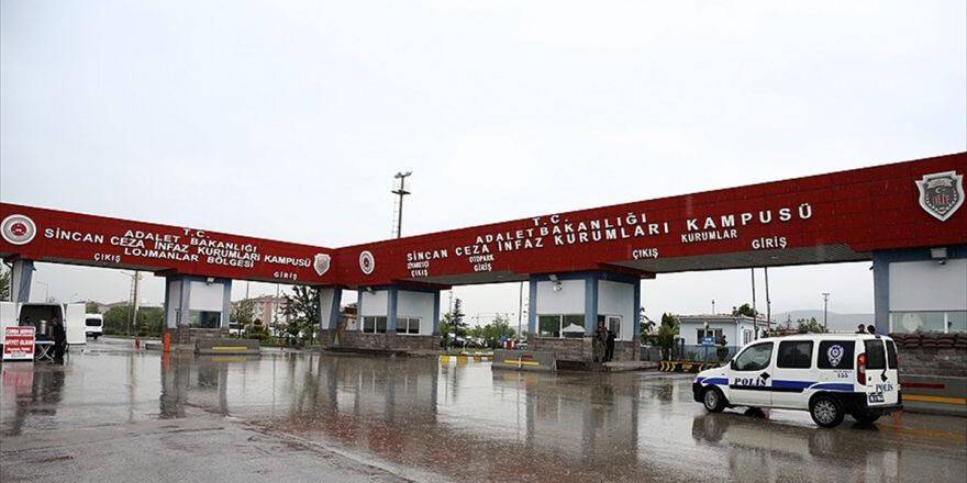 Ak Parti Myk Üyeleri 'Genelkurmay Çatı Davası'nı İzleyecek
