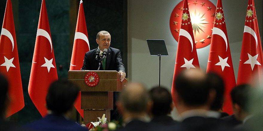 Erdoğan Cumhurbaşkanlığı Personeliyle İftar Yaptı