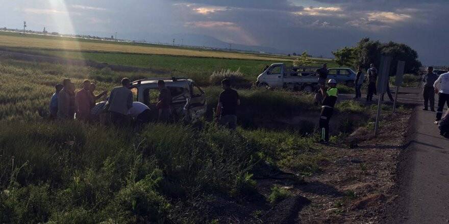 Konya'da  araç devrildi: 1 ölü, 3 yaralı