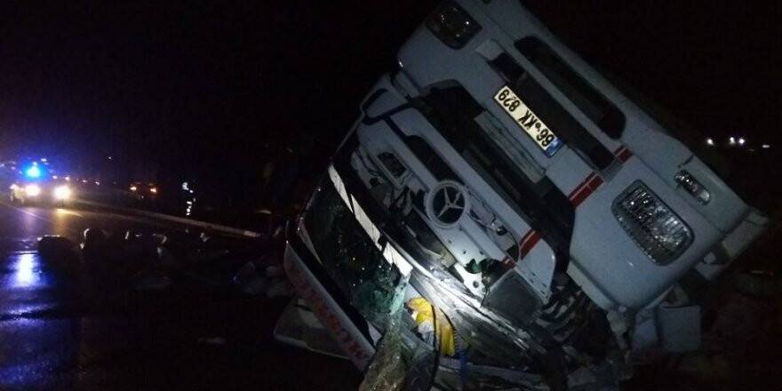 Akşehir'de trafik kazası: 3 yaralı