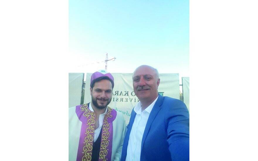 FAİK NÜKTE  MİMARLIK  FAKÜLTESİ’NDEN  MEZUN OLDU