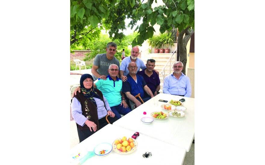 MUAMMER KARAPINAR’IN  BAYRAM SEFASI