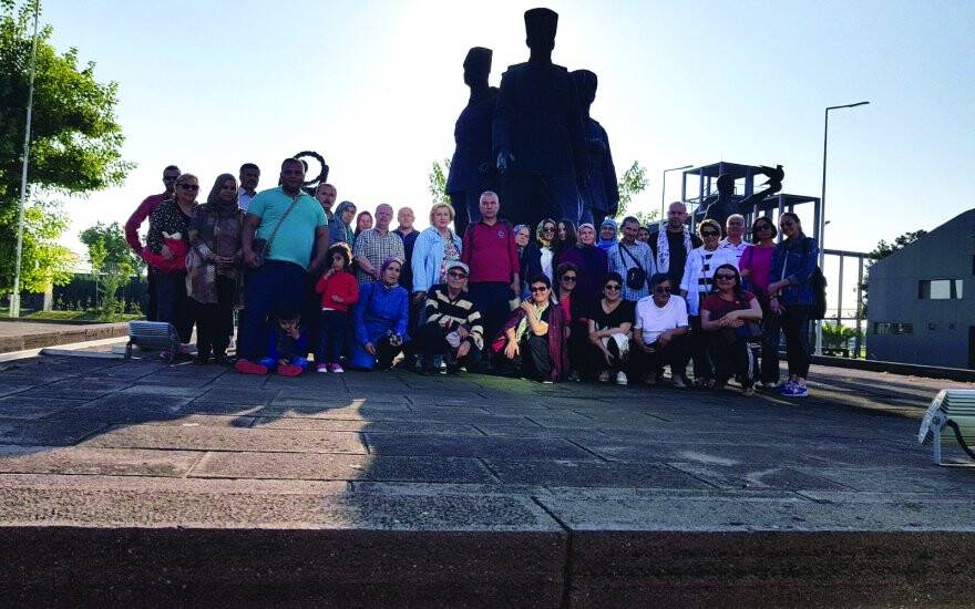 EĞİTİMCİ SELMA  SALAR VE EKİBİ  DOĞU KARADENİZ  TURUNDA