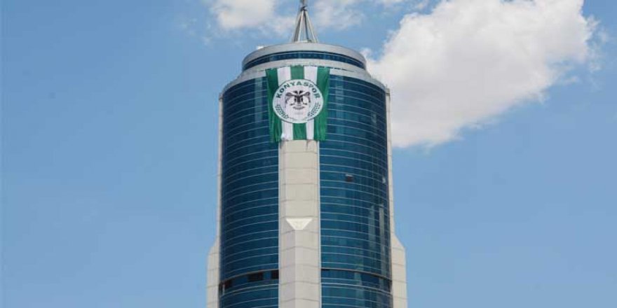 Konyaspor bayrağı Kulesite'de dalgalanıyor