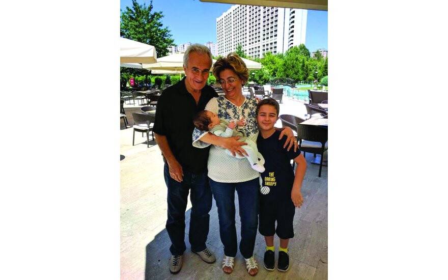 KARAHAN ÇİFTİNİN  YÜZLERİ GÜLÜYOR