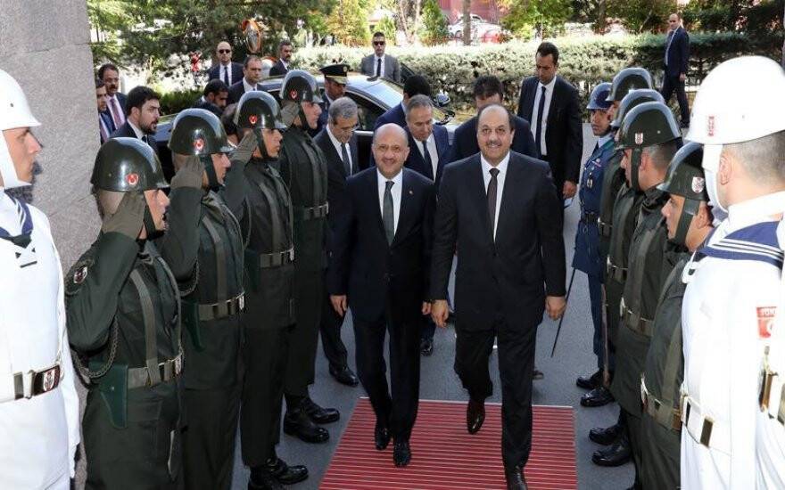 Bakan Işık, Katar Savunma Bakanı El-atiyye İle Görüştü