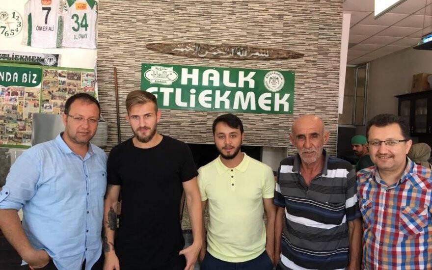 Soner Birinci Küçüker Halk Etliekmek’te