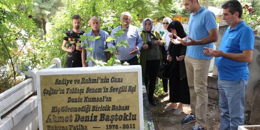 Deniz Baştoklu dualarla anıldı