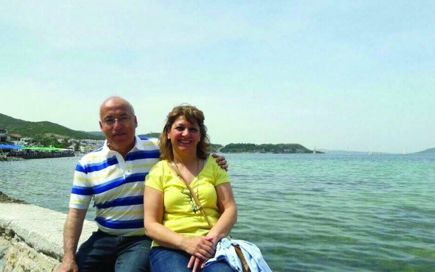 YAVUZ ÇİFTİNE NİCE MUTLU YILLAR