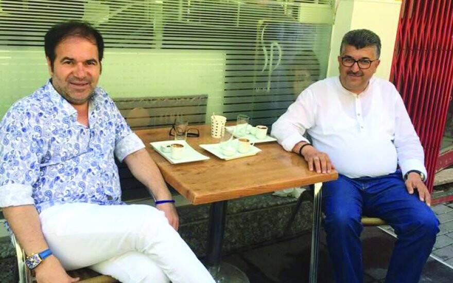 KEMAL ÇİÇEK VE İBRAHİM ŞEN’İN  TRAŞ SONRASI KAHVE MUHABBETİ