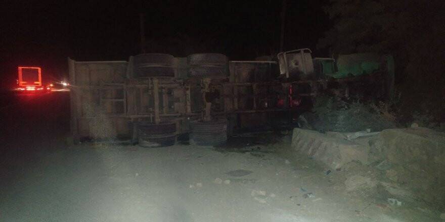 Süt Tankeri  Devrildi:1 Ölü, 1 Yaralı